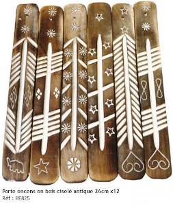 Attrape-cendre bois ciselé antique