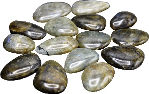 Labradorite galet Madagascar